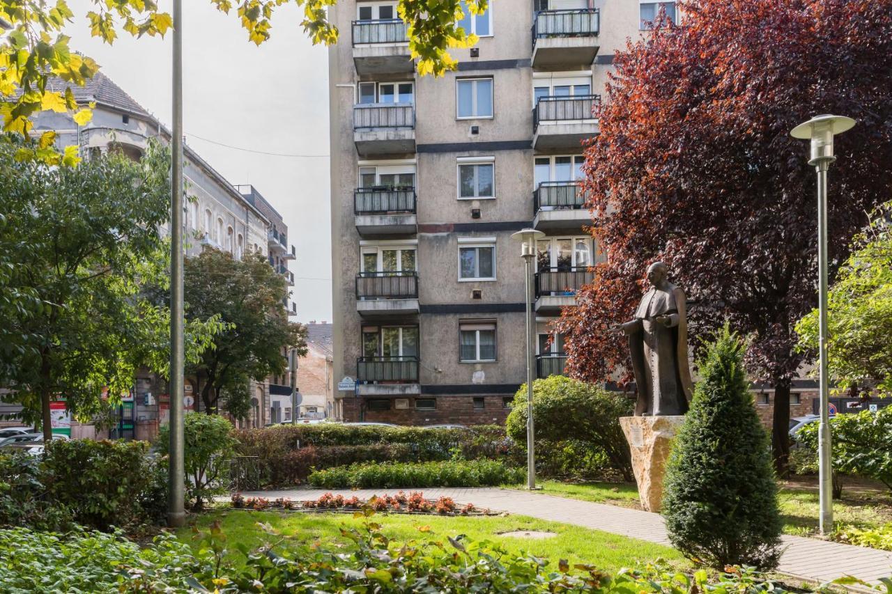New Blue Danube Apartment With Balcony And Parking بودابست المظهر الخارجي الصورة